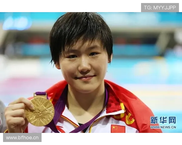 叶诗文训练完直接去奢侈品店刷卡，这反差谁懂啊