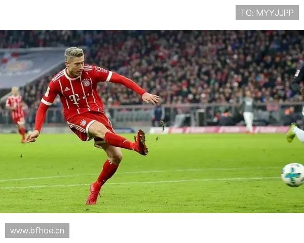 刷到莱万多夫斯基孩子生日蛋糕的价签，心脏差点停了